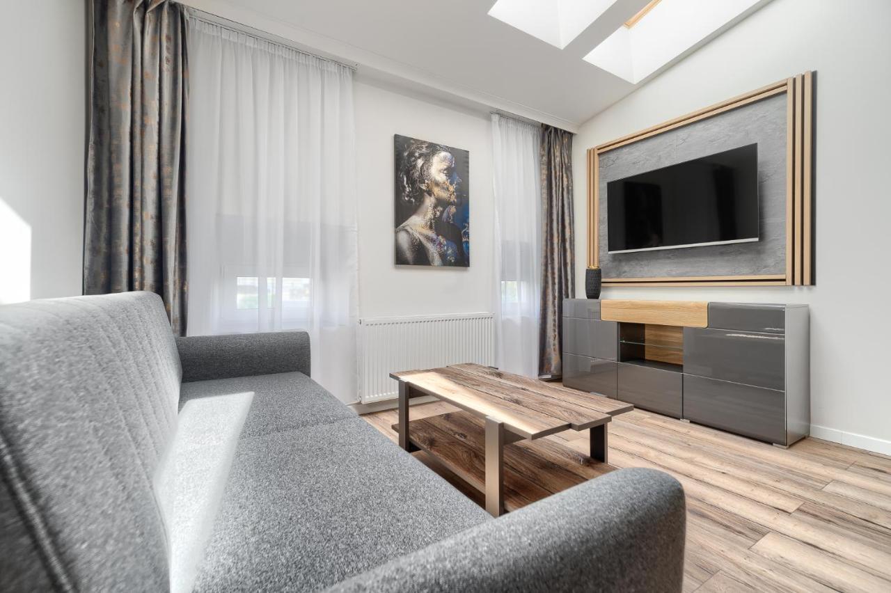 Toress Apartamenty Plac Grunwaldzki 什切青 外观 照片